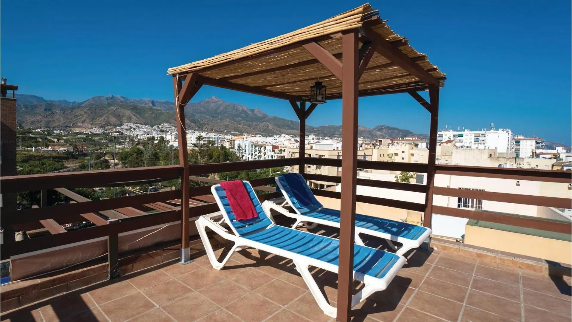 2 Bedroom Gorgeous Apartment In Nerja